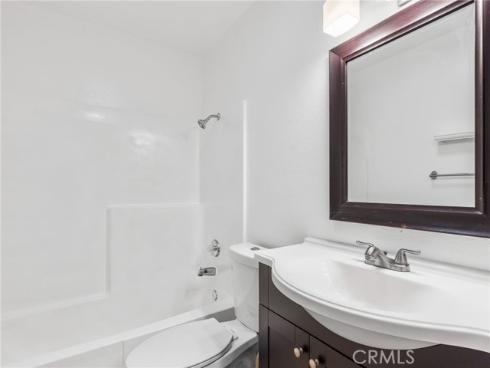2710 W Segerstrom F Avenue, Santa Ana, CA