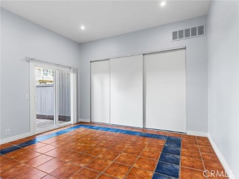 2710 W Segerstrom F Avenue, Santa Ana, CA