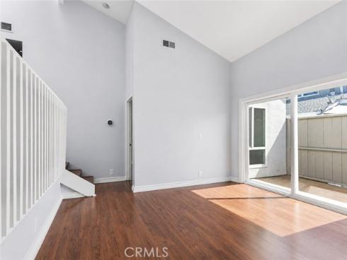 2710 W Segerstrom F Avenue, Santa Ana, CA