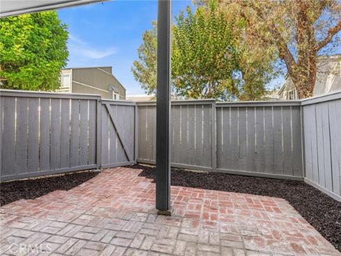 2710 W Segerstrom F Avenue, Santa Ana, CA