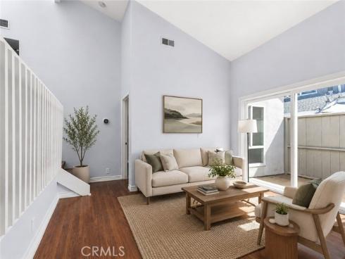 2710 W Segerstrom F Avenue, Santa Ana, CA