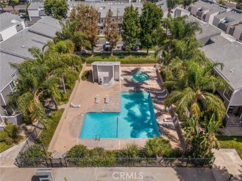 2710 W Segerstrom F Avenue, Santa Ana, CA