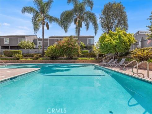 2710 W Segerstrom F Avenue, Santa Ana, CA