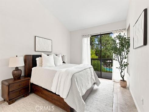 2538 W Macarthur #J Boulevard, Santa Ana, CA