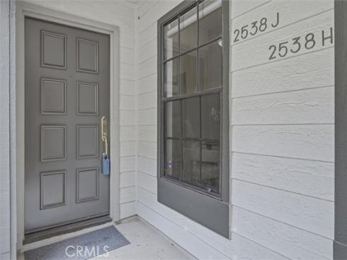 2538 W Macarthur #J Boulevard, Santa Ana, CA