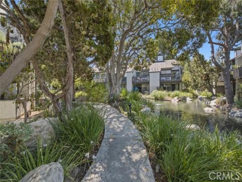 2538 W Macarthur  #J  Boulevard, Santa Ana, CA