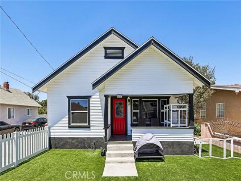 1127 W 5th  , Santa Ana, CA