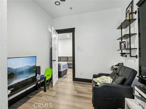 1127 W 5th  , Santa Ana, CA