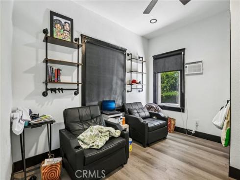 1127 W 5th  , Santa Ana, CA