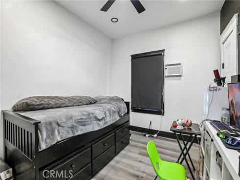 1127 W 5th  , Santa Ana, CA