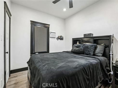 1127 W 5th  , Santa Ana, CA