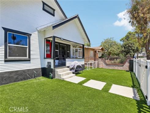 1127 W 5th  , Santa Ana, CA