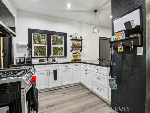 1127 W 5th  , Santa Ana, CA