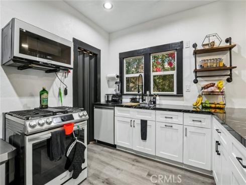 1127 W 5th  , Santa Ana, CA