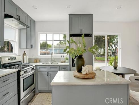 1249 S Garnsey , Santa Ana, CA