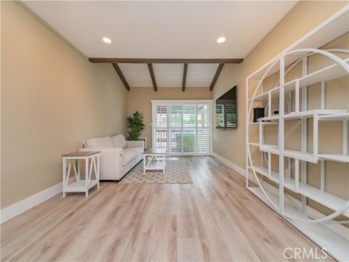 1000 W Macarthur 13 Boulevard, Santa Ana, CA