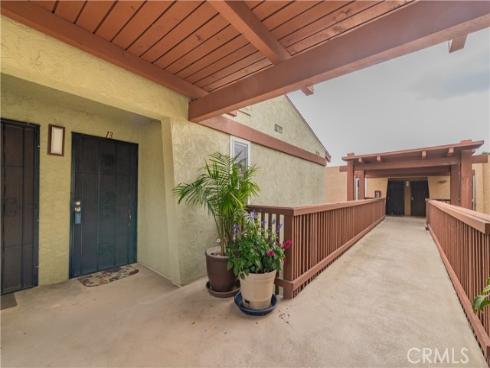 1000 W Macarthur 13 Boulevard, Santa Ana, CA