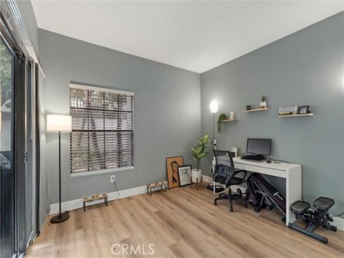 2504 W Macarthur I Boulevard, Santa Ana, CA