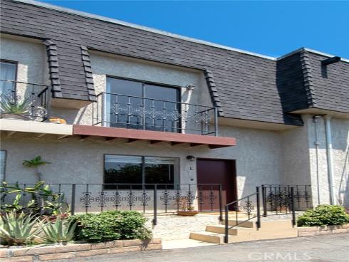 2223 N. Broadway L