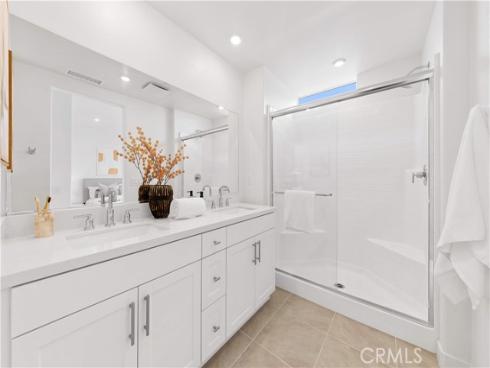 1816 E 1st 440 , Santa Ana, CA