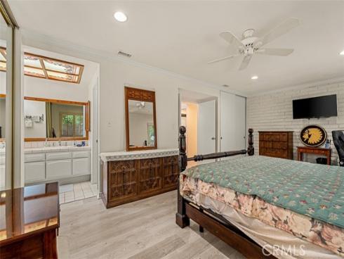 3102 S Pacific , Santa Ana, CA