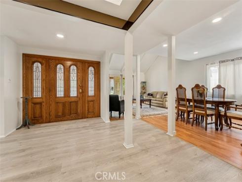3102 S Pacific , Santa Ana, CA