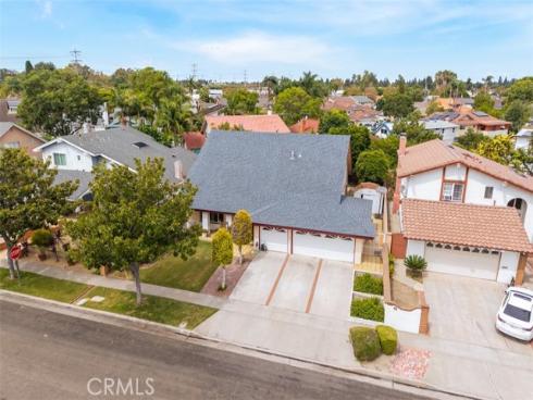 3102 S Pacific , Santa Ana, CA