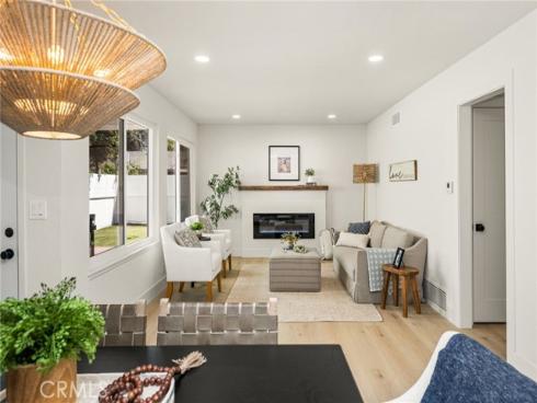 1922 W Flora Street, Santa Ana, CA