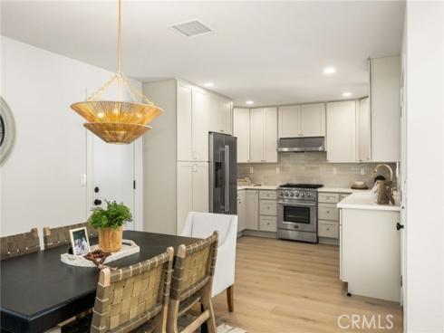 1922 W Flora Street, Santa Ana, CA