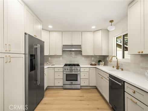 1922 W Flora Street, Santa Ana, CA