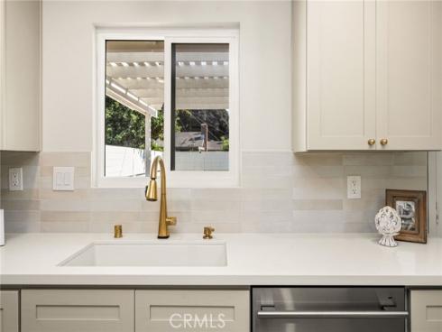 1922 W Flora Street, Santa Ana, CA