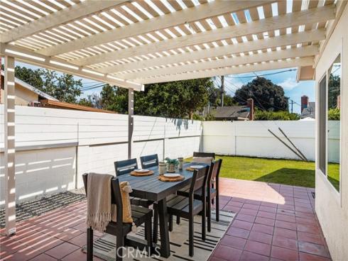 1922 W Flora Street, Santa Ana, CA