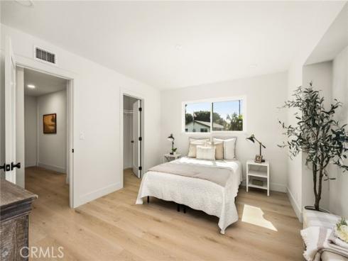 1922 W Flora Street, Santa Ana, CA