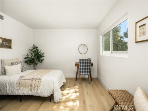 1922 W Flora Street, Santa Ana, CA