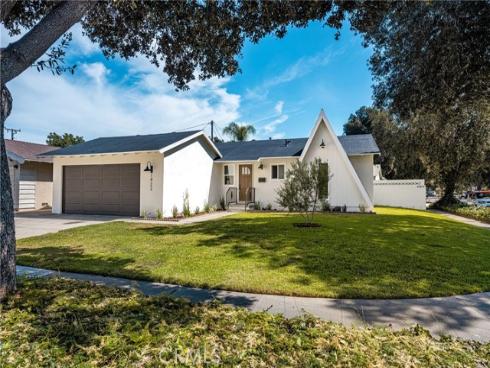 1922 W Flora Street, Santa Ana, CA