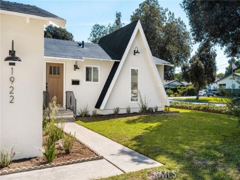 1922 W Flora Street, Santa Ana, CA