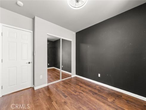 2211 Oak Street, Santa Ana, CA