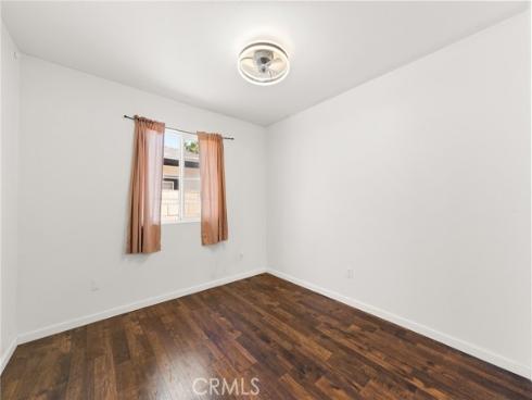 2211 Oak Street, Santa Ana, CA