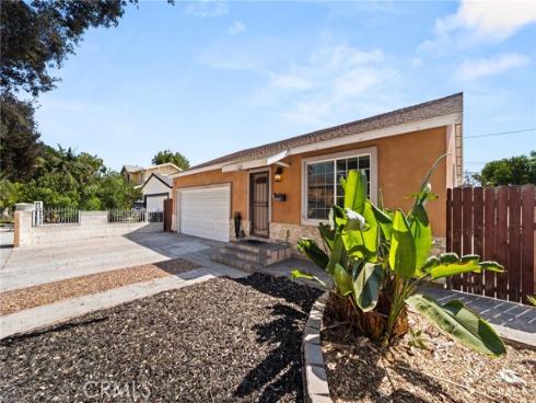 2211 Oak Street, Santa Ana, CA