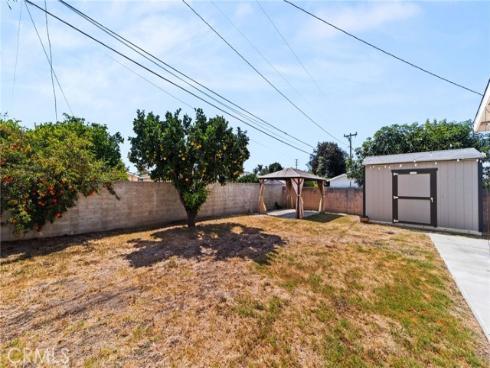 2211 Oak Street, Santa Ana, CA
