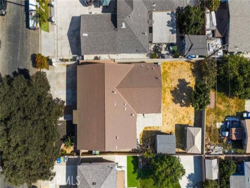 2211 Oak Street, Santa Ana, CA