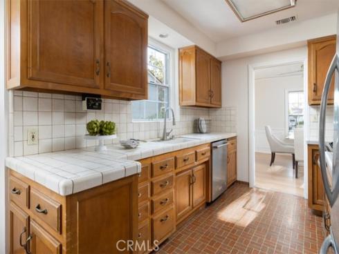 1517 N Freeman Street, Santa Ana, CA