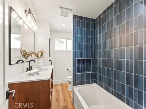 2218 Lewis , Santa Ana, CA