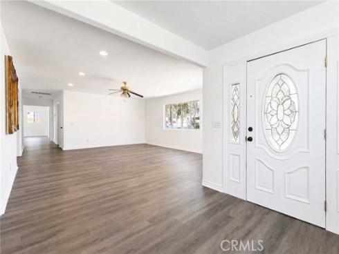 1042 W Mcfadden Avenue, Santa Ana, CA