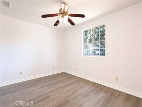 1042 W Mcfadden Avenue, Santa Ana, CA