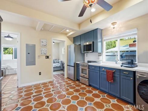 512 S Maple , Santa Ana, CA