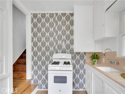 207 W Buffalo Avenue, Santa Ana, CA