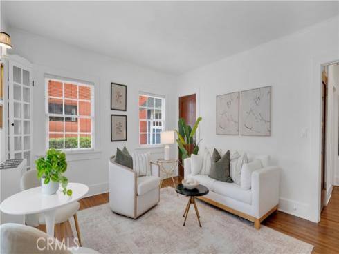 207 W Buffalo Avenue, Santa Ana, CA