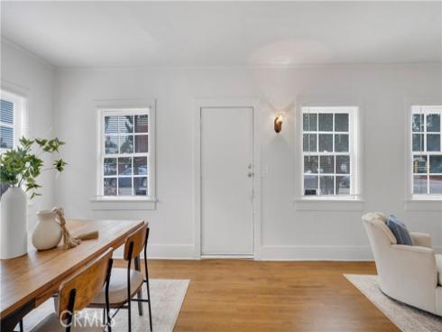 207 W Buffalo Avenue, Santa Ana, CA