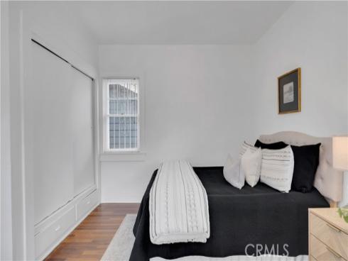 207 W Buffalo Avenue, Santa Ana, CA